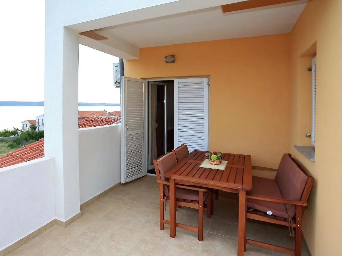 Spacious Holiday Home With Swimming Pool Maslenica 0*,