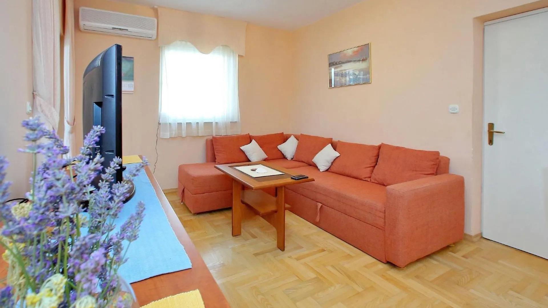 Spacious Holiday Home With Swimming Pool Maslenica 0*,  Croatia